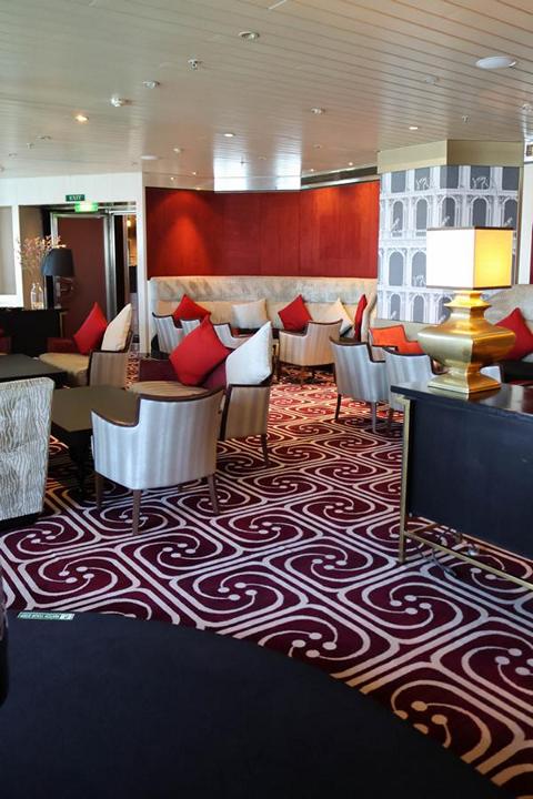 An Bord der „VASCO DA GAMA“ findet man erstaunlich viele Bars, Restaurants und andere Möglichkeiten zur Freizeitgestaltung