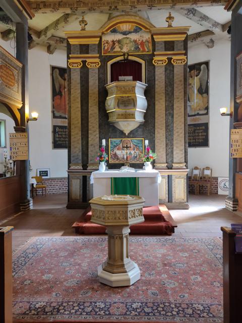 ... wie der sogenannte Kanzelaltar