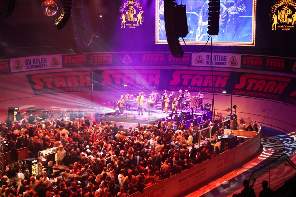 Neben den Rennen sorgte das Bühnenprogramm bei den Sixdays in der ÖVB-Arena für Unterhaltung der Zuschauer.