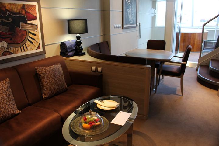 Maisonette Suite 12003 mit ca. 59m² über 2 Decks mit offenem Wohn- u. Essbereich mit großem Balkon und Whirlpool